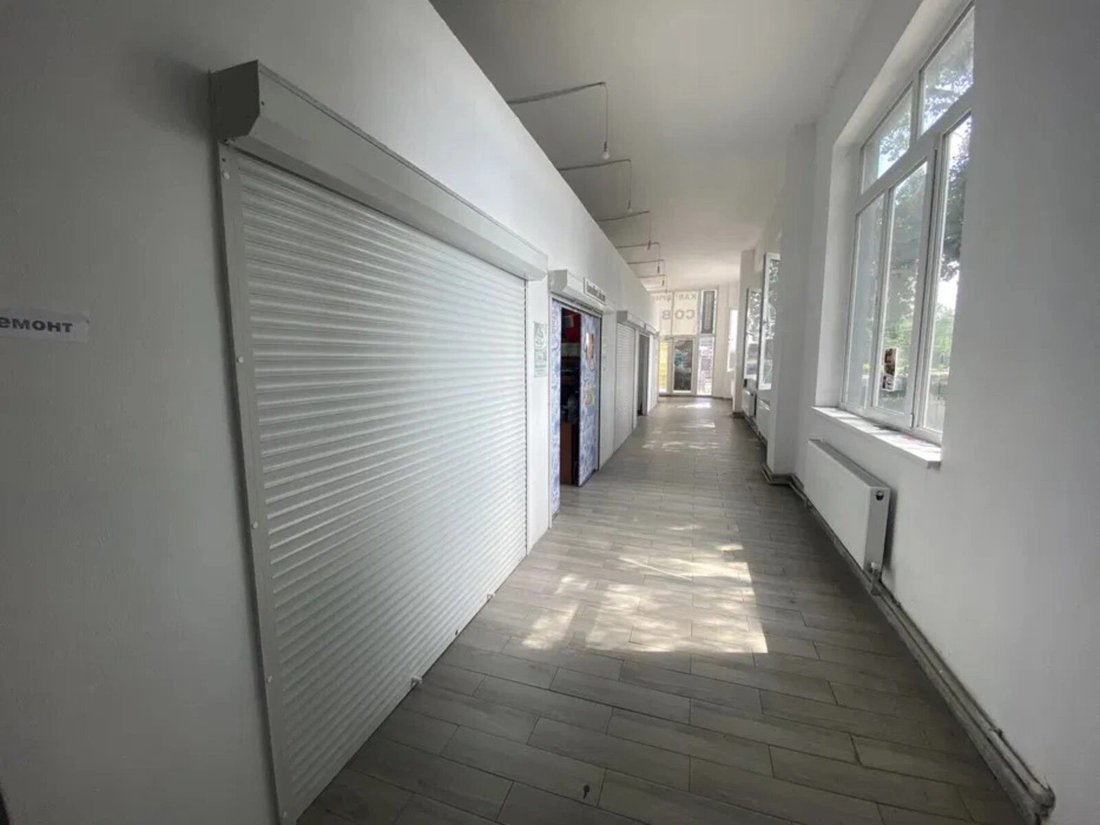 Продаж комерційного приміщення 6 m², 1 пов./3 поверхи. Временная ул., Дніпро. 