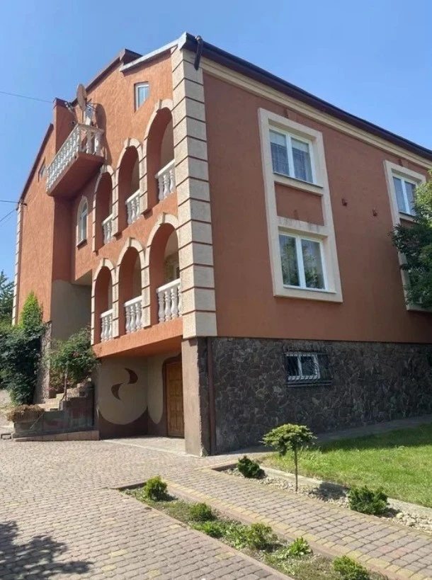 House for sale. 8 rooms, 400 m². 12, Shevchenka - bichna, Krukenychi. 
