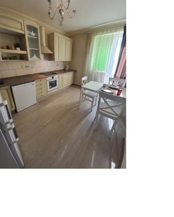 Apartment for rent. 2 rooms, 80 m², 15 floor/24 floors. 3, Maksymovycha, Kyiv. 