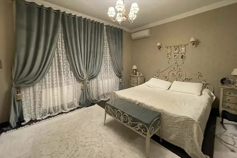 House for sale. 240 m², 2 floors. 28, Fontanskaya doroha ul., Odesa. 