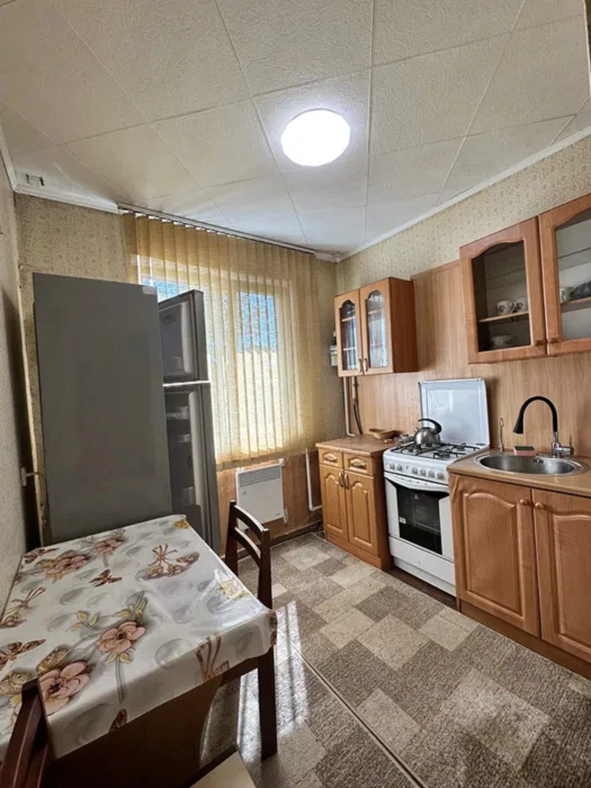 Apartments for sale. 1 room, 33 m², 5th floor/5 floors. 10, Heroev Krut ul. Tereshkovoy, Odesa. 