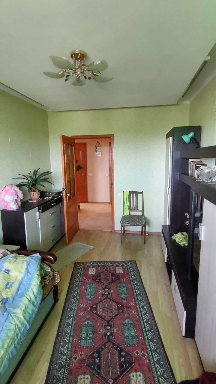 Apartments for sale. 2 rooms, 58 m², 11 floor/16 floors. Varnenskaya, Odesa. 