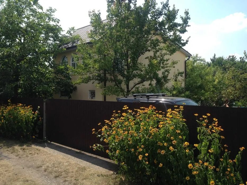 House for sale. 4 rooms, 80 m², 2 floors. Artemovka , Artemivka. 