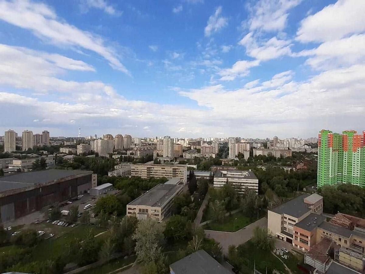 Apartments for sale. 1 room, 42 m², 24 floor/26 floors. 2, Doncya Mihayla 2, Kyiv. 