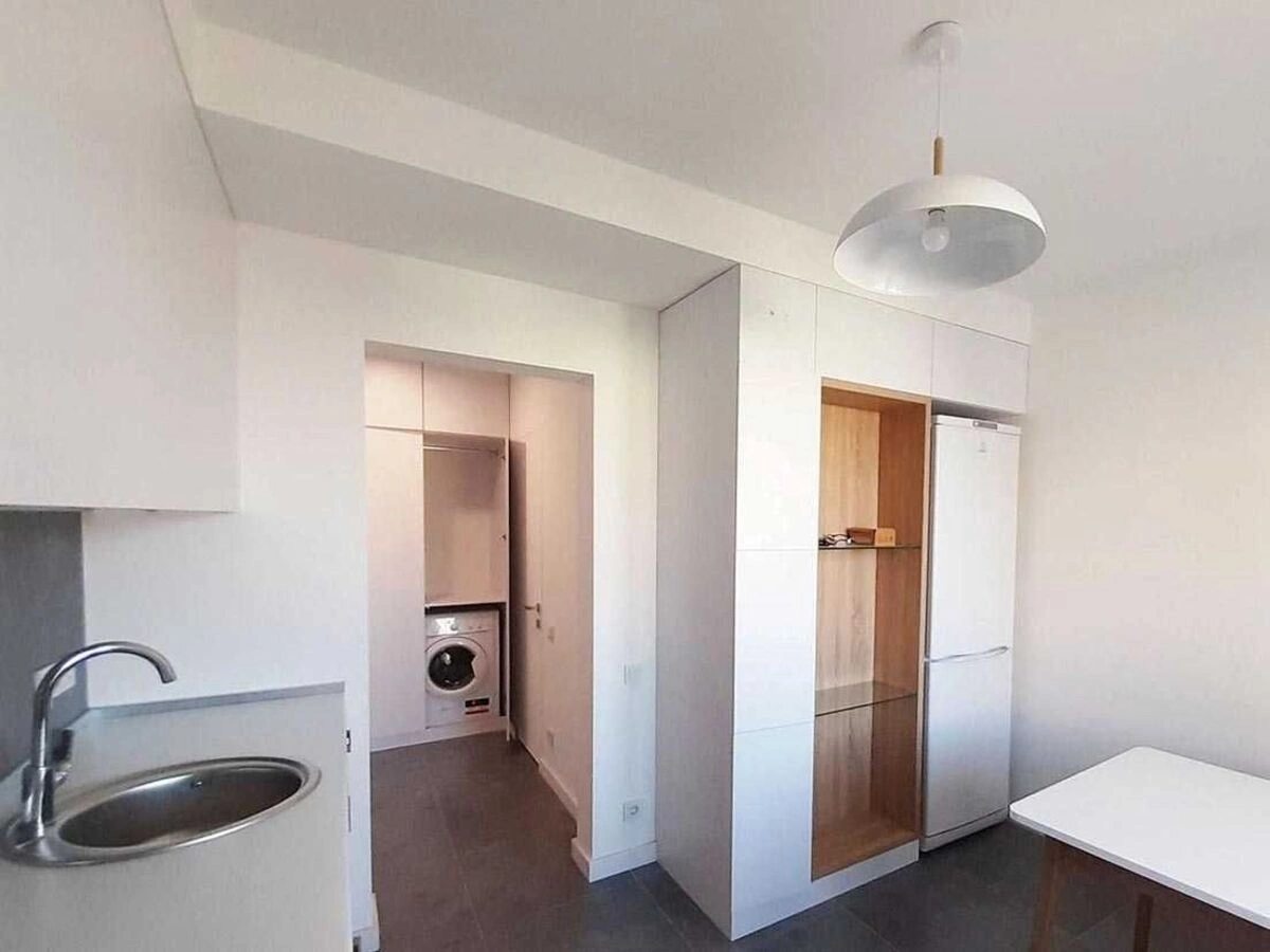 Apartments for sale. 1 room, 42 m², 24 floor/26 floors. 2, Doncya Mihayla 2, Kyiv. 