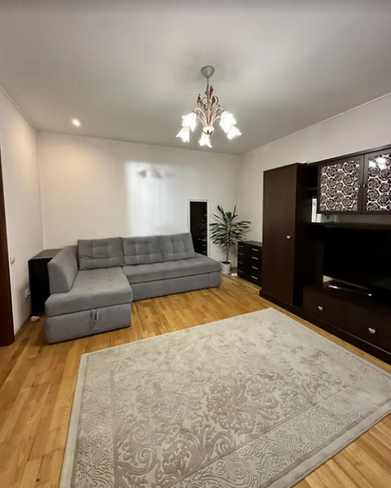 Продаж квартири 1 кімната, 42 m², 3 пов./7 поверхів. Новый свет, Тернопіль. 