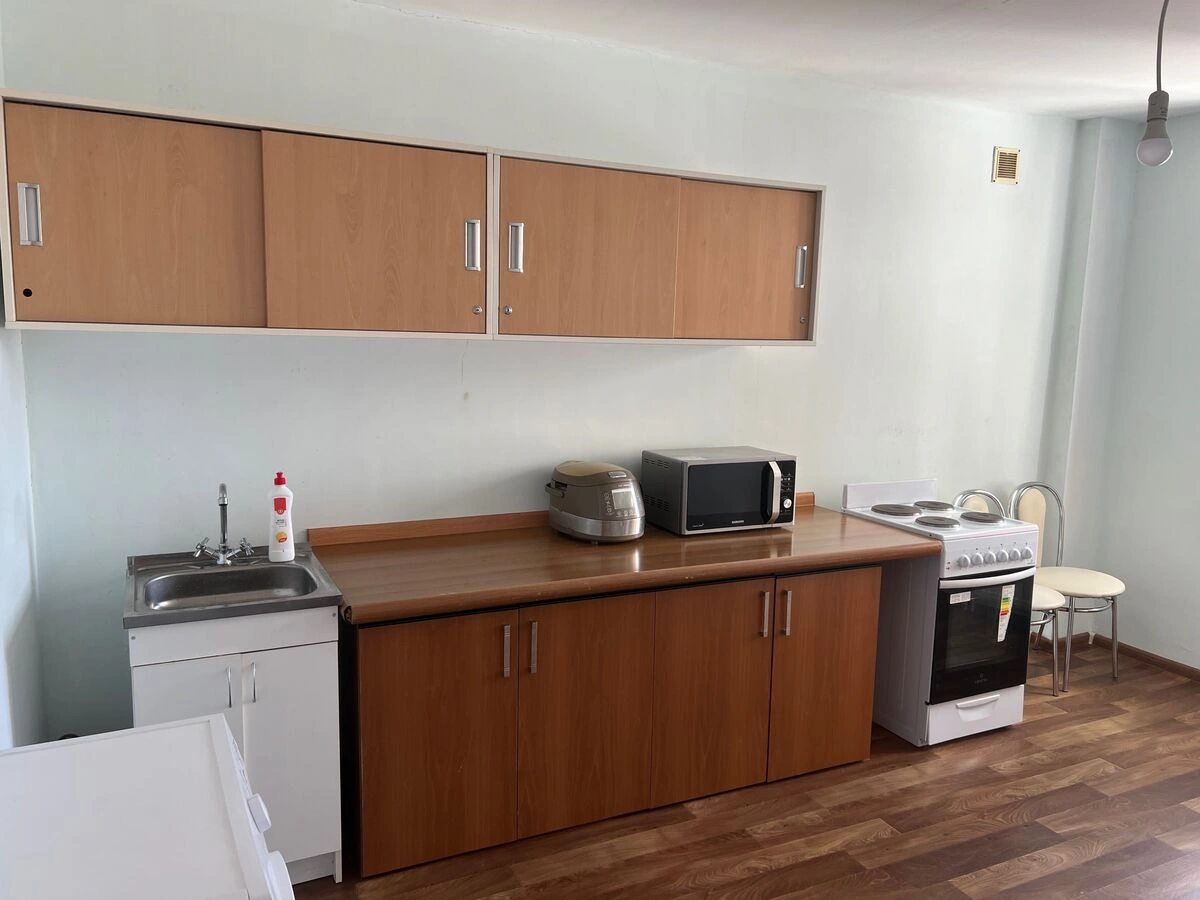 Apartments for sale 2 rooms, 62 m², 8th fl./14 floors. Фортечний (кіровський), Kropyvnytskyy. 