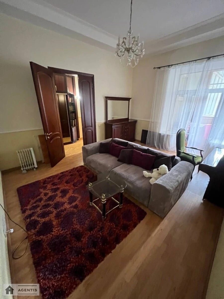 Apartment for rent 2 rooms, 75 m², 2nd fl./5 floors. Saksaganskogo, Kyiv. 