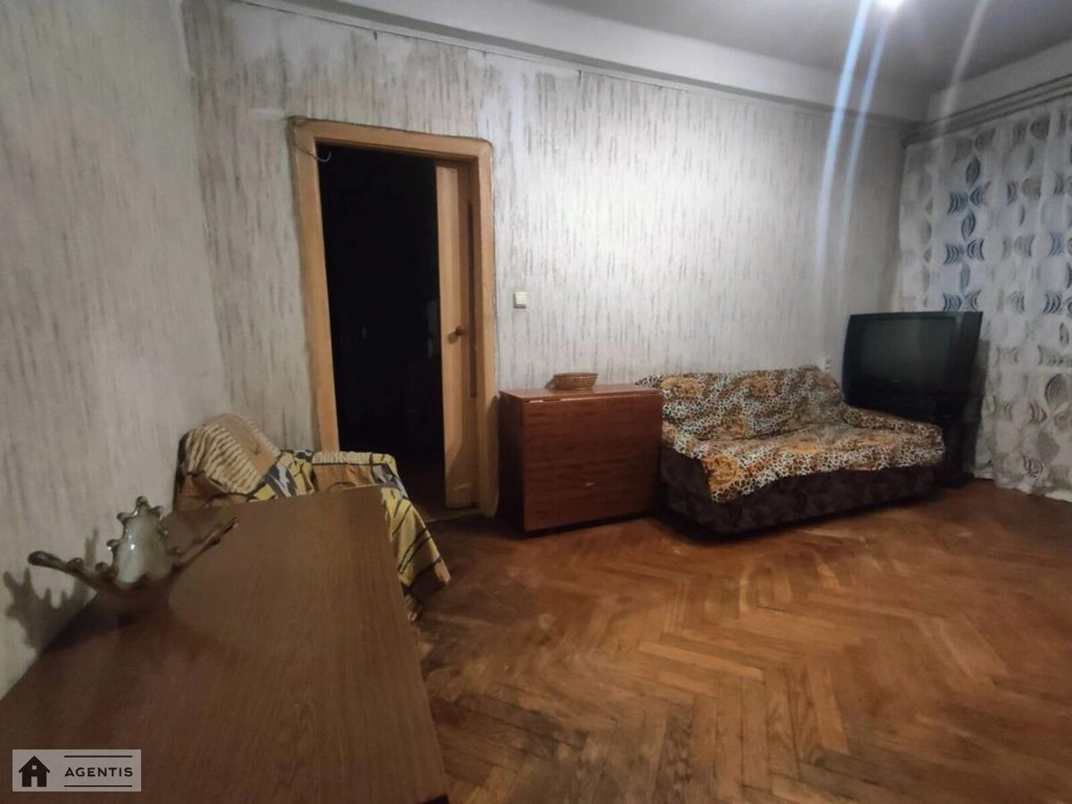 Здам квартиру 2 кімнати, 44 m², 6 пов./9 поверхів. Печерський район, Київ. 