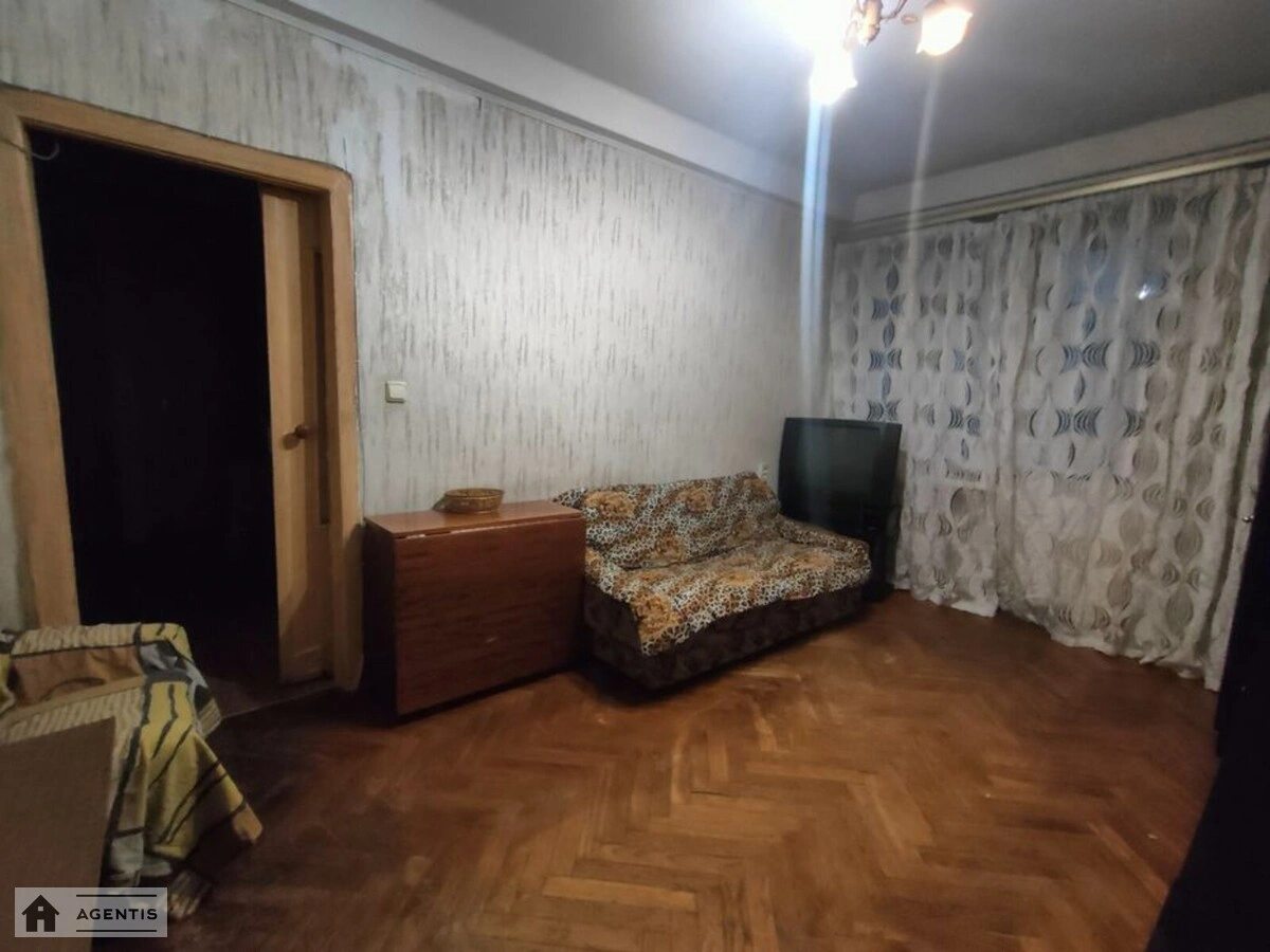 Apartment for rent 2 rooms, 44 m², 6th fl./9 floors. Pecherskyy rayon, Kyiv. 