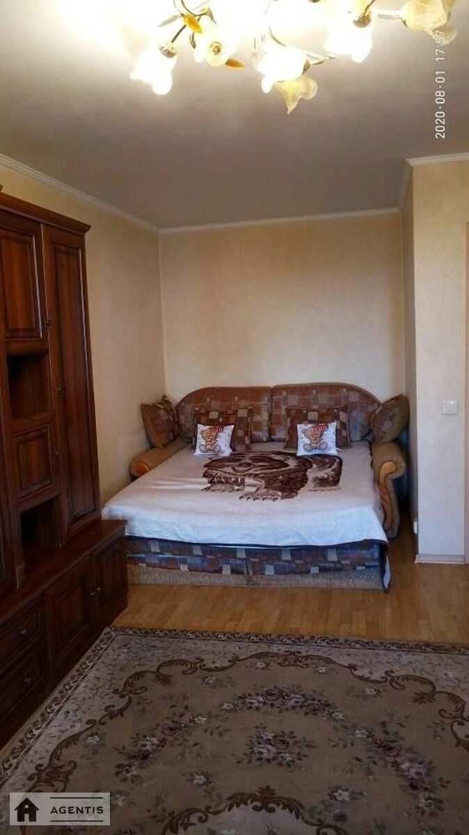 Здам квартиру 1 кімната, 38 m², 9 пов./14 поверхів. 10, Сосницька 10, Київ. 