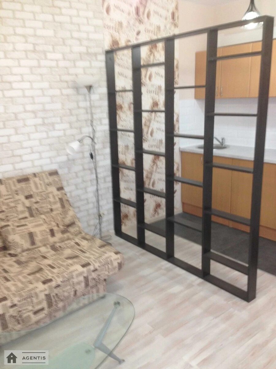 Здам квартиру 1 кімната, 34 m², 7 пов./16 поверхів. 13, Любомира Гузара просп. (Космонавта Комарова), Київ. 