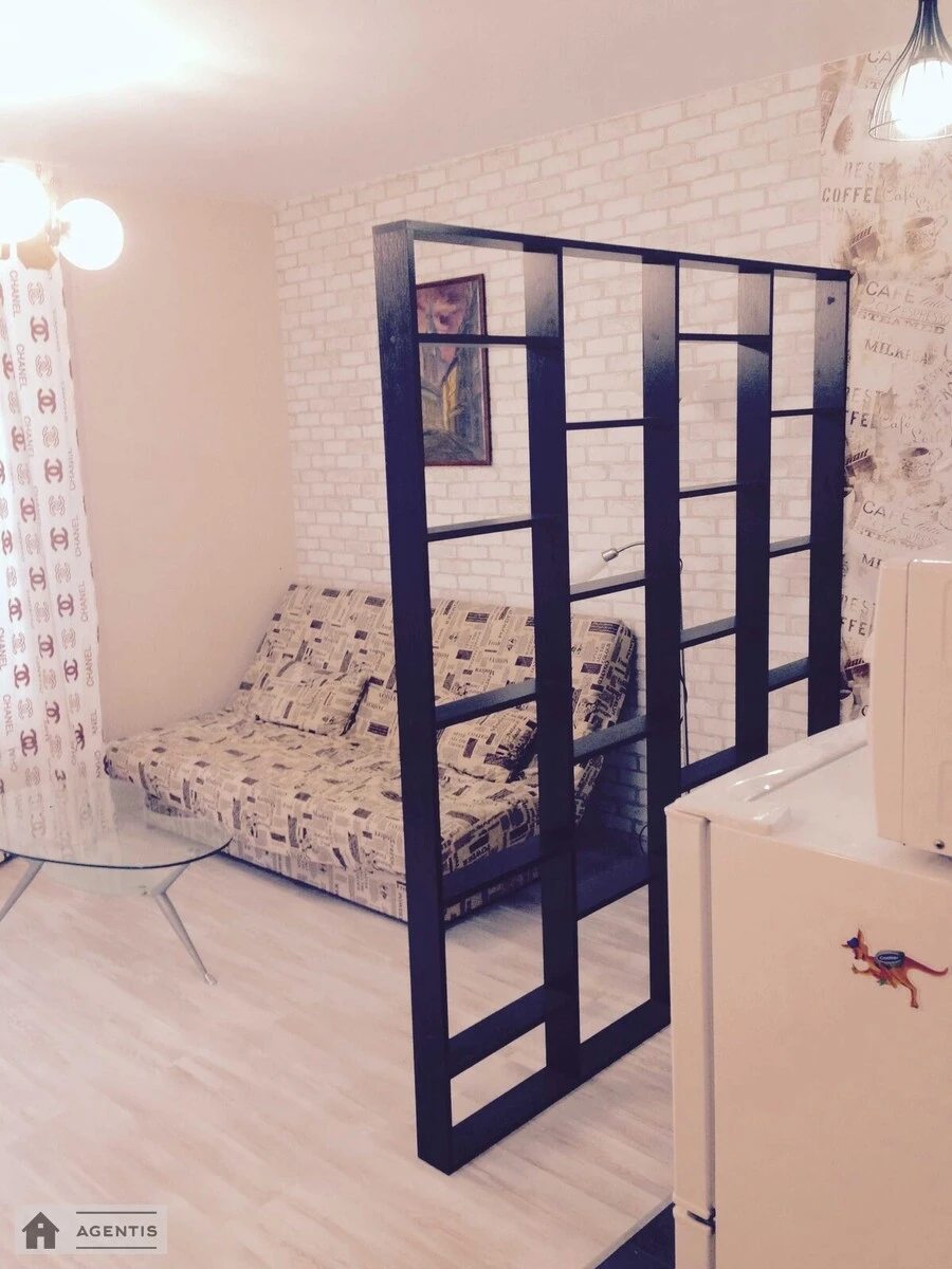 Здам квартиру 1 кімната, 34 m², 7 пов./16 поверхів. 13, Любомира Гузара просп. (Космонавта Комарова), Київ. 