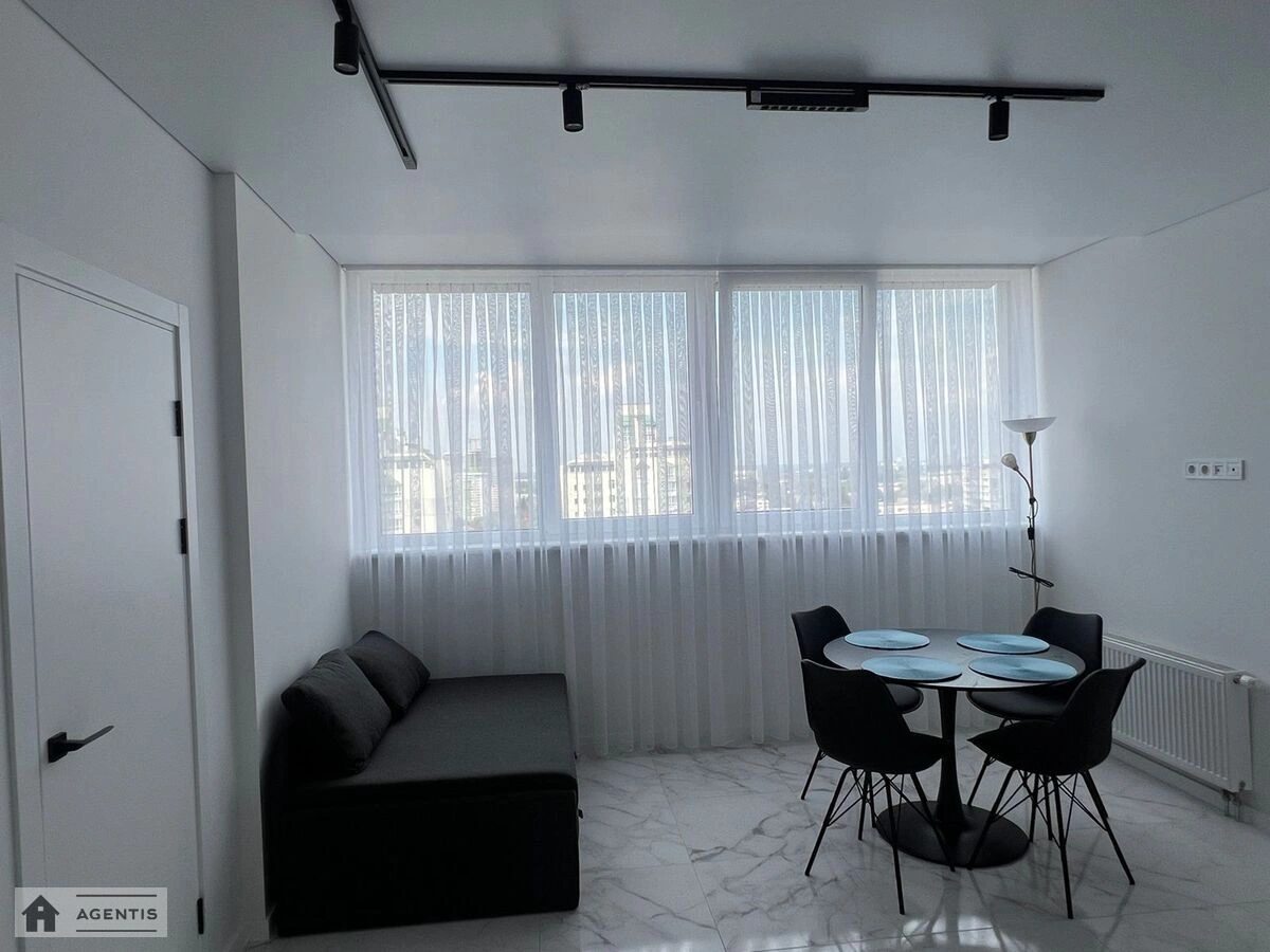 Apartment for rent 1 room, 42 m², 18th fl./26 floors. 15, Lvivska 15, Kyiv. 