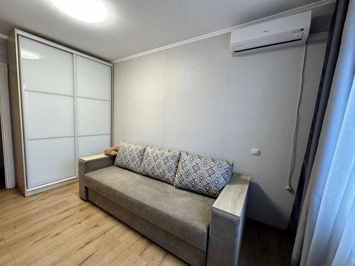 Apartment for rent 3 rooms, 63 m², 6th fl./9 floors. 7, Polyarna 7, Kyiv. 