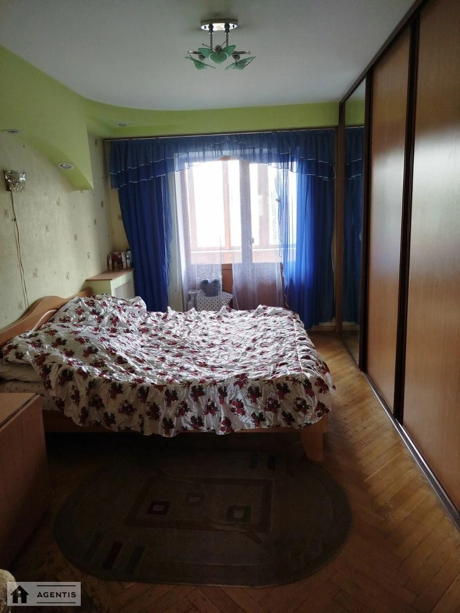 Здам квартиру 2 кімнати, 47 m², 4 пов./9 поверхів. 18, Ореста Левицького вул. (Академіка Курчатова), Київ. 