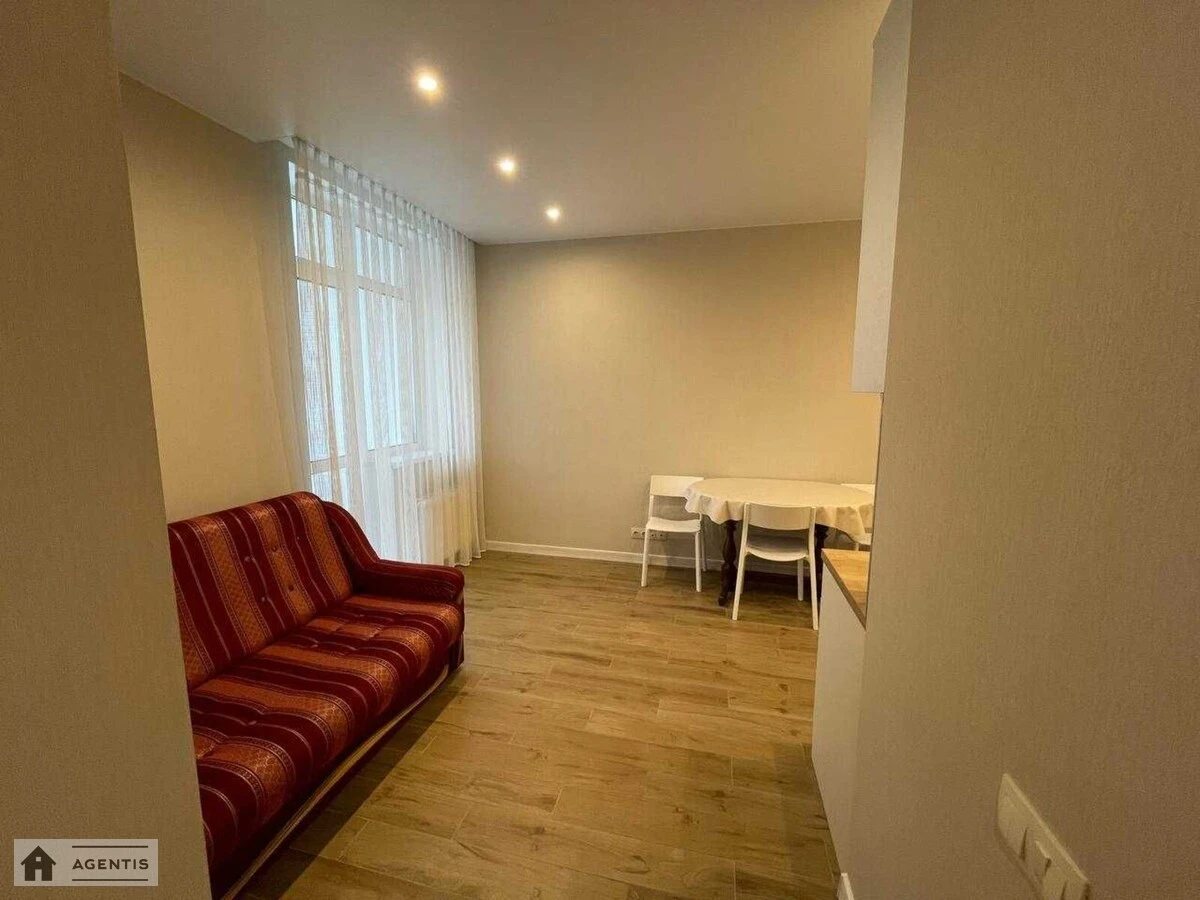 Apartment for rent 1 room, 43 m², 14th fl./16 floors. Tyraspolska, Kyiv. 