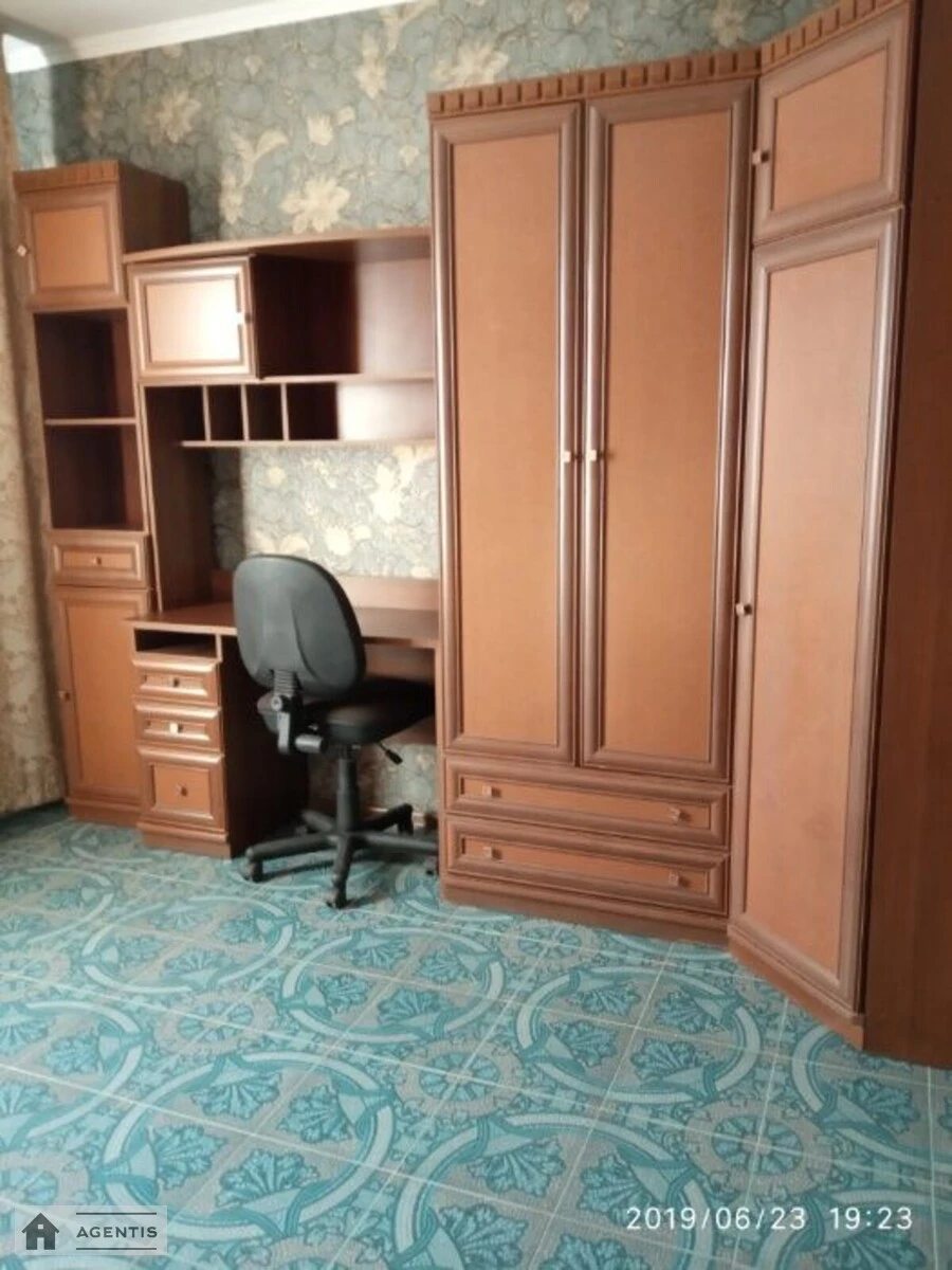 Здам квартиру 2 кімнати, 52 m², 11 пов./13 поверхів. 13, Ревуцького 13, Київ. 