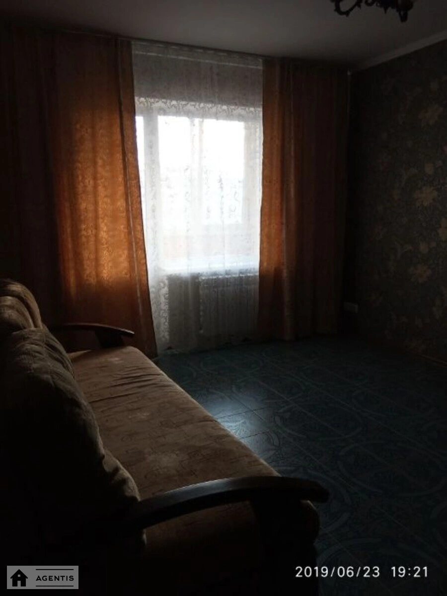 Здам квартиру 2 кімнати, 52 m², 11 пов./13 поверхів. 13, Ревуцького 13, Київ. 