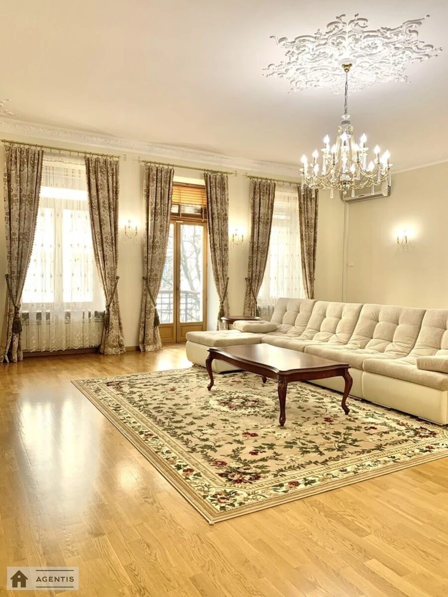 Apartment for rent 4 rooms, 230 m², 3rd fl./5 floors. 17, Yaroslaviv Val 17, Kyiv. 