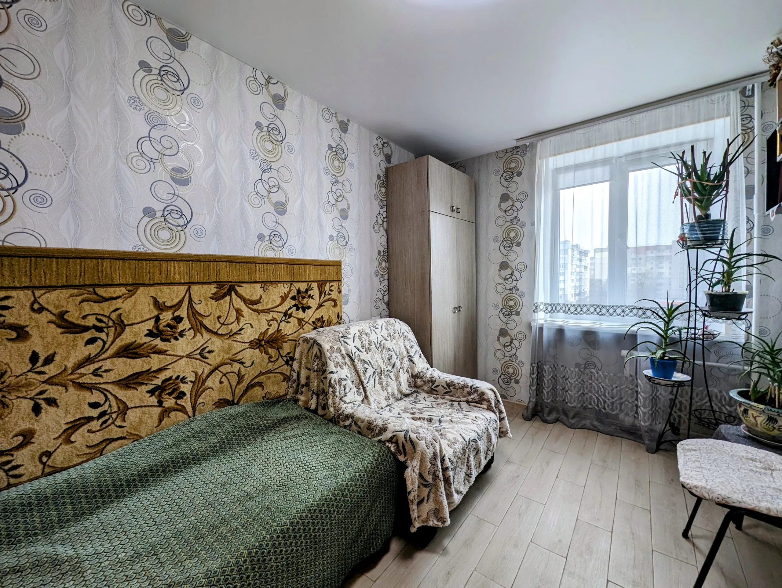 Two-room apartment in the heart of Tairov on Ak. Glushko/Koroleva