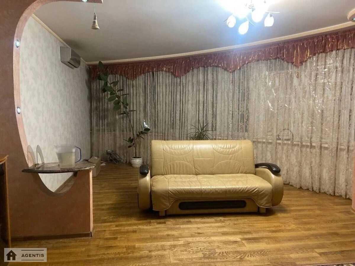 Apartment for rent 2 rooms, 100 m², 14th fl./14 floors. 3, Vasylchenka 3, Kyiv. 