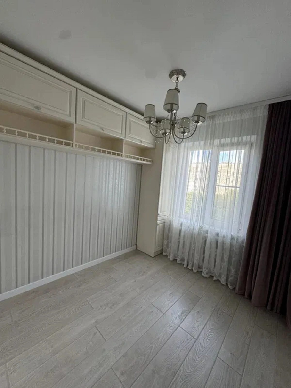 Apartments for sale 3 rooms, 65 m², 6th fl./9 floors. 14, Arkhytektorskaya ul., Odesa. 