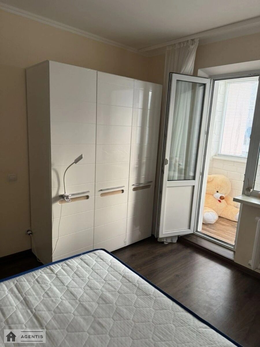 Здам квартиру 2 кімнати, 56 m², 11 пов./13 поверхів. Княжий Затон, Київ. 