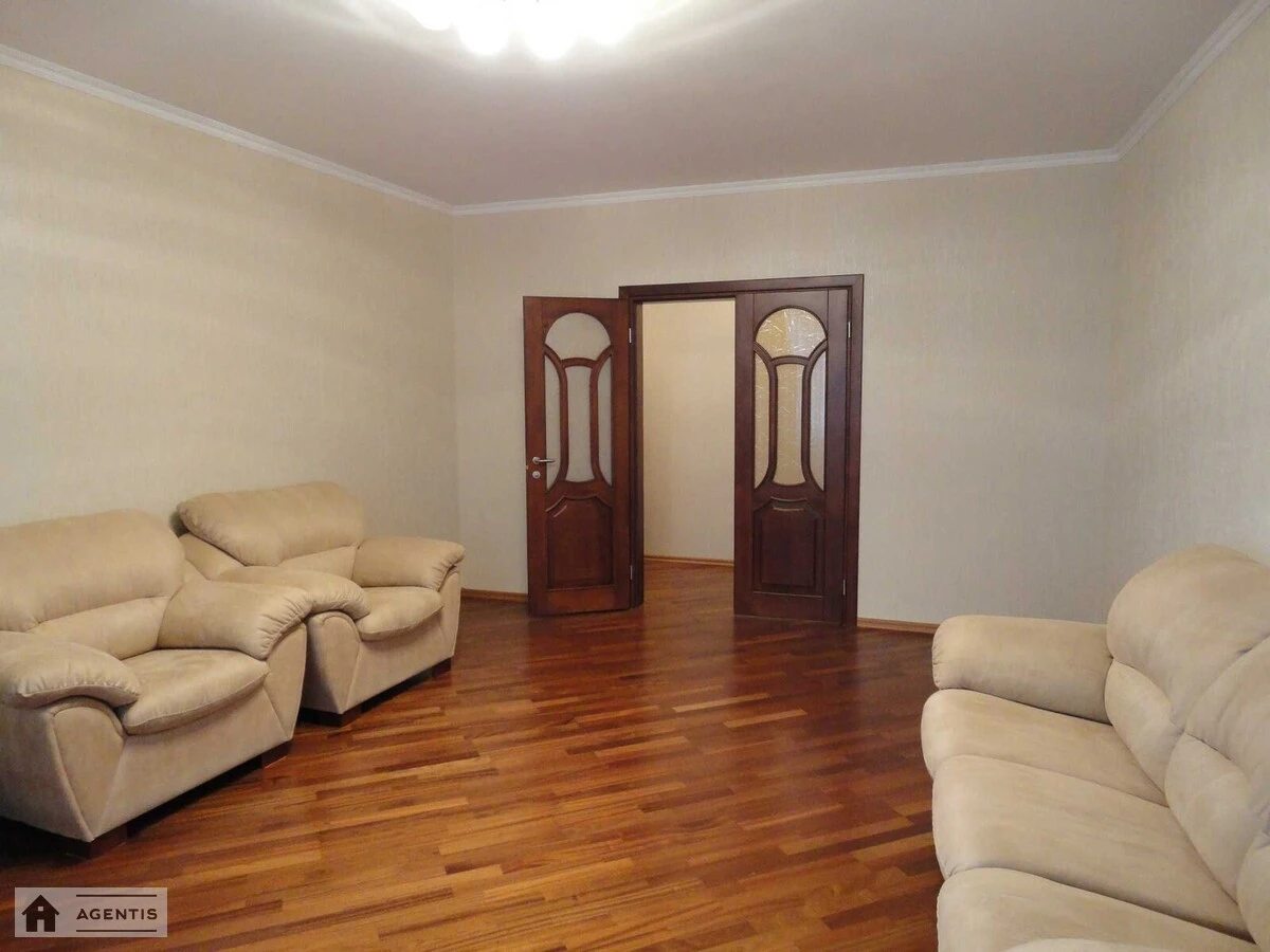 Apartment for rent 3 rooms, 114 m², 5th fl./23 floors. 11, Urlivska 11, Kyiv. 