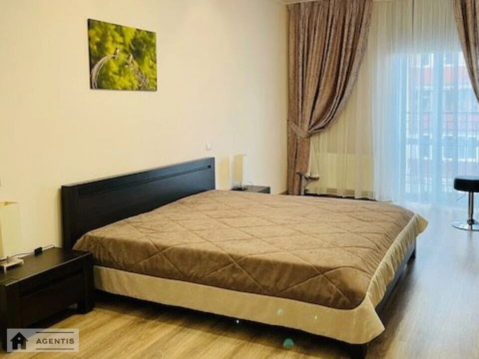 Apartment for rent 4 rooms, 161 m², 1st fl./9 floors. 30, Schekavytcka 30, Kyiv. 