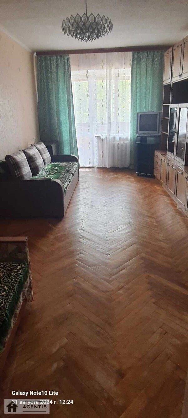 Здам квартиру 2 кімнати, 44 m², 4 пов./5 поверхів. Віфлеємська вул., Київ. 