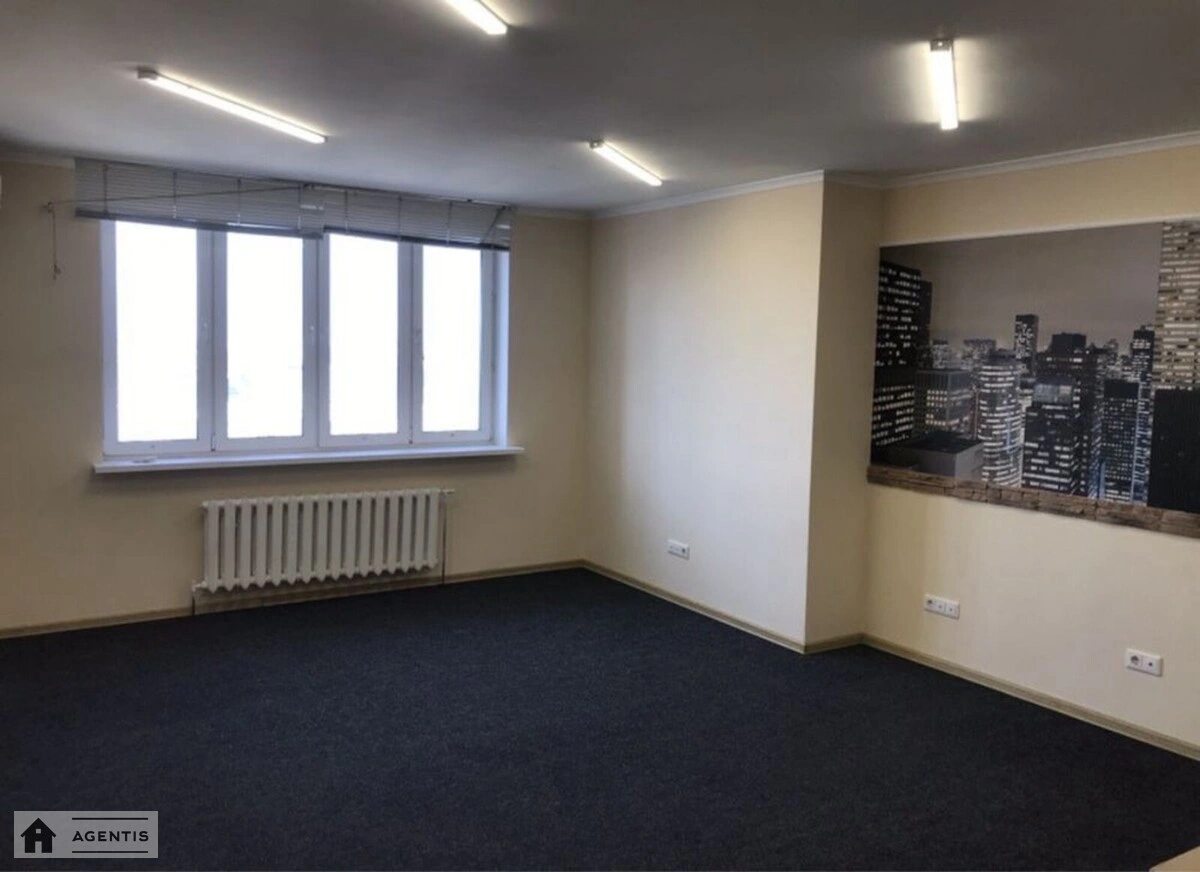 Здам квартиру 4 кімнати, 120 m², 33 пов./36 поверхів. 1, Срібнокільська 1, Київ. 