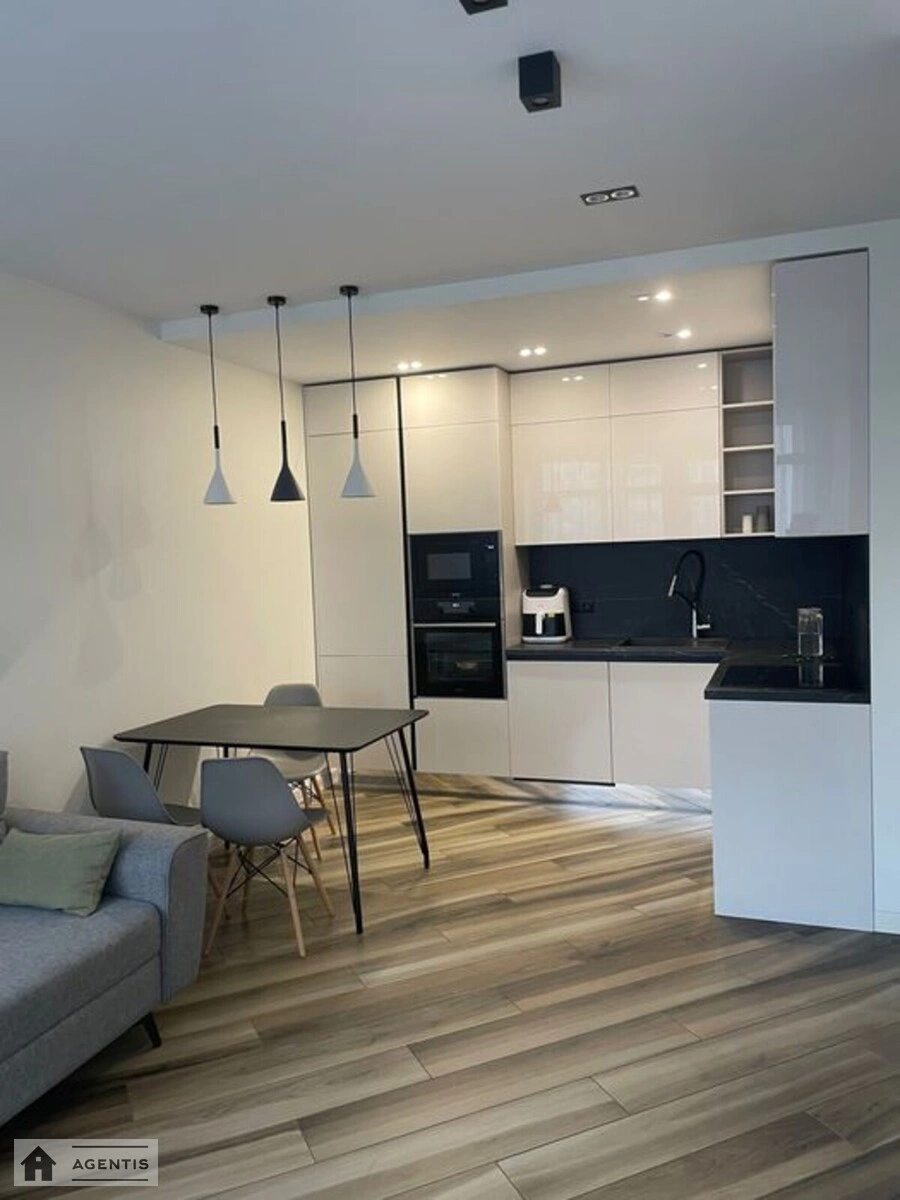 Сдам квартиру 2 комнаты, 70 m², 12 эт./25 этажей. Олени Пчілки вул., Киев. 