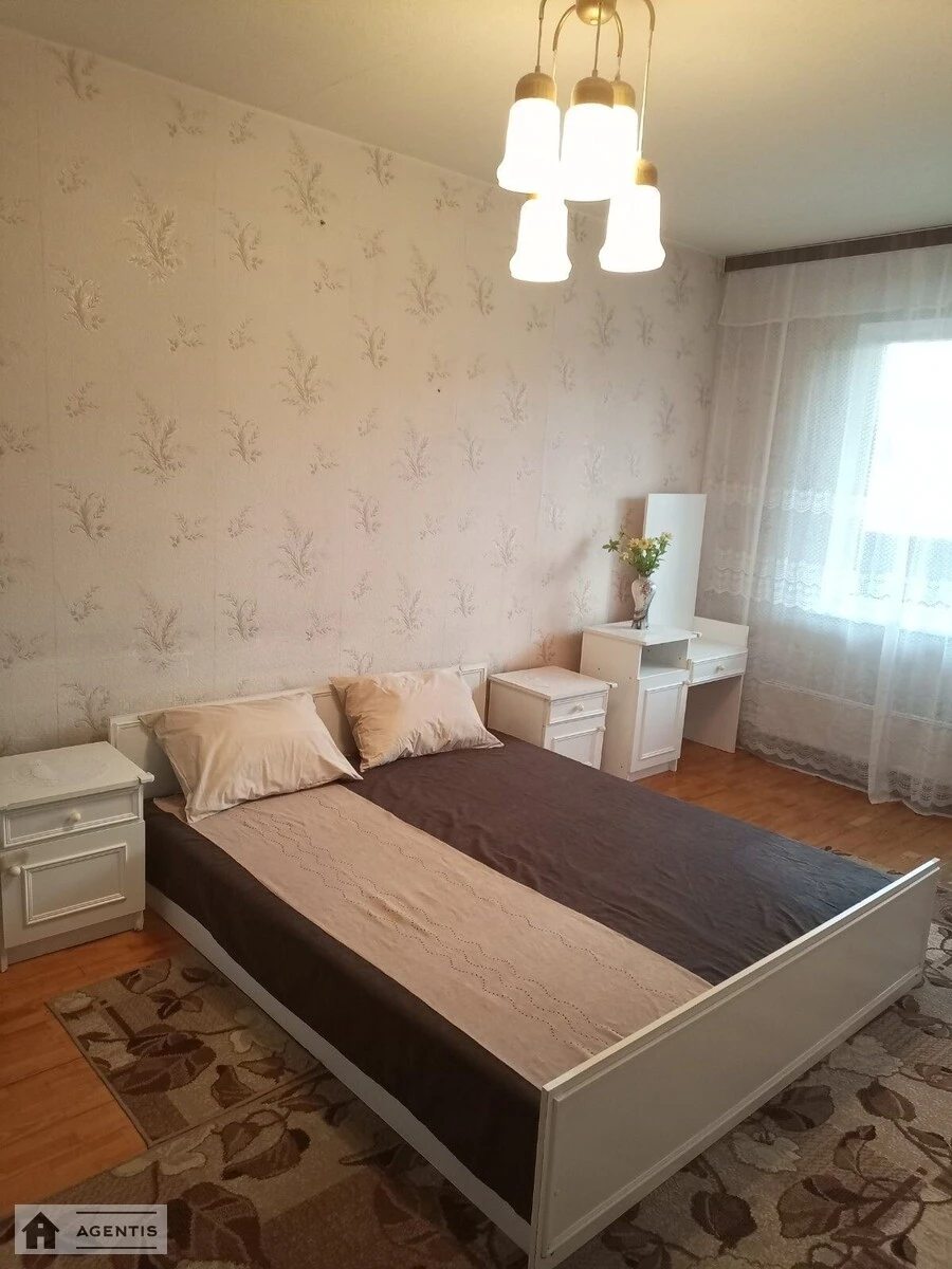 Apartment for rent 1 room, 38 m², 5th fl./14 floors. 72, Akademika Zabolotnoho vul., Kyiv. 