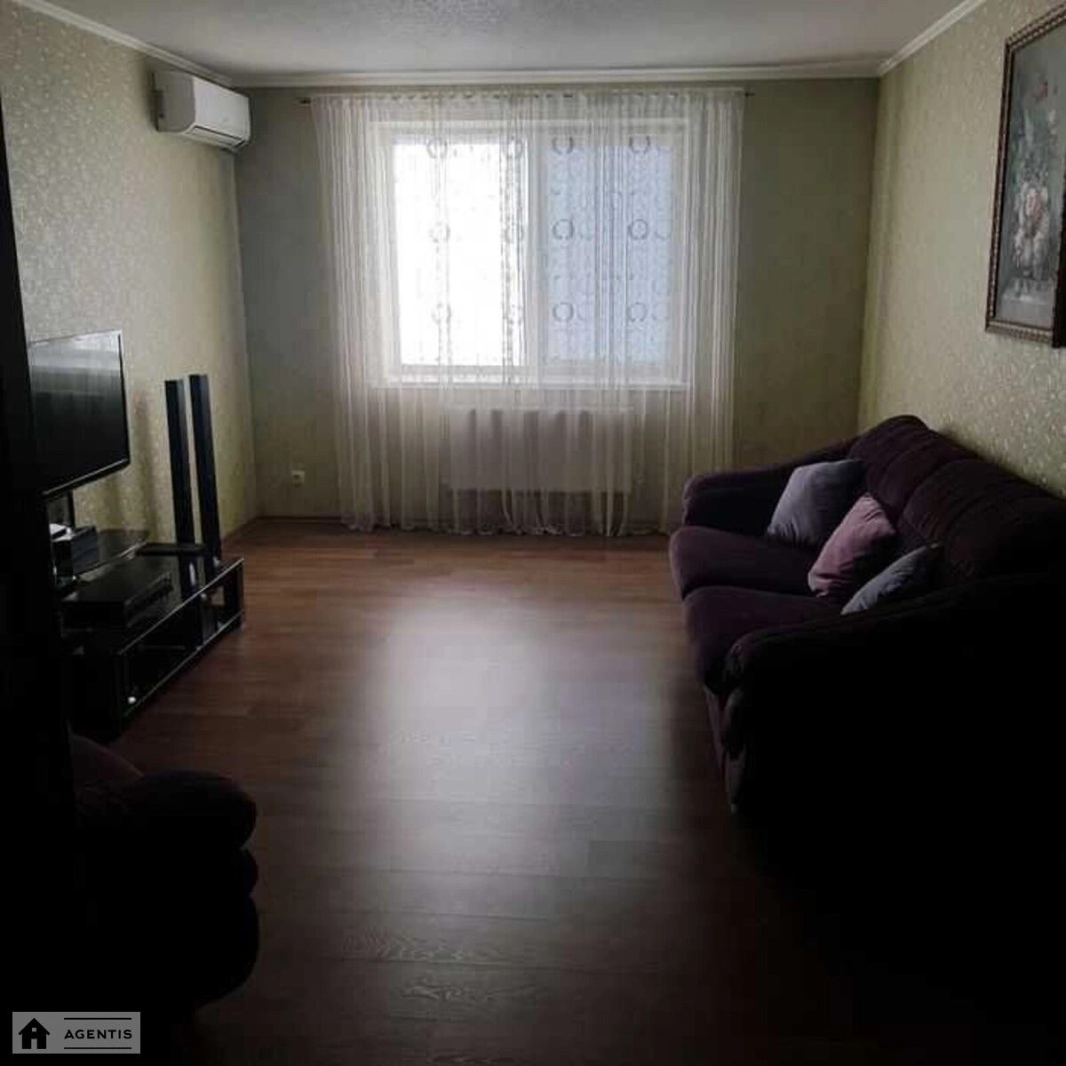 Сдам квартиру 2 комнаты, 56 m², 3 эт./9 этажей. 24, Академіка Палладіна просп., Киев. 