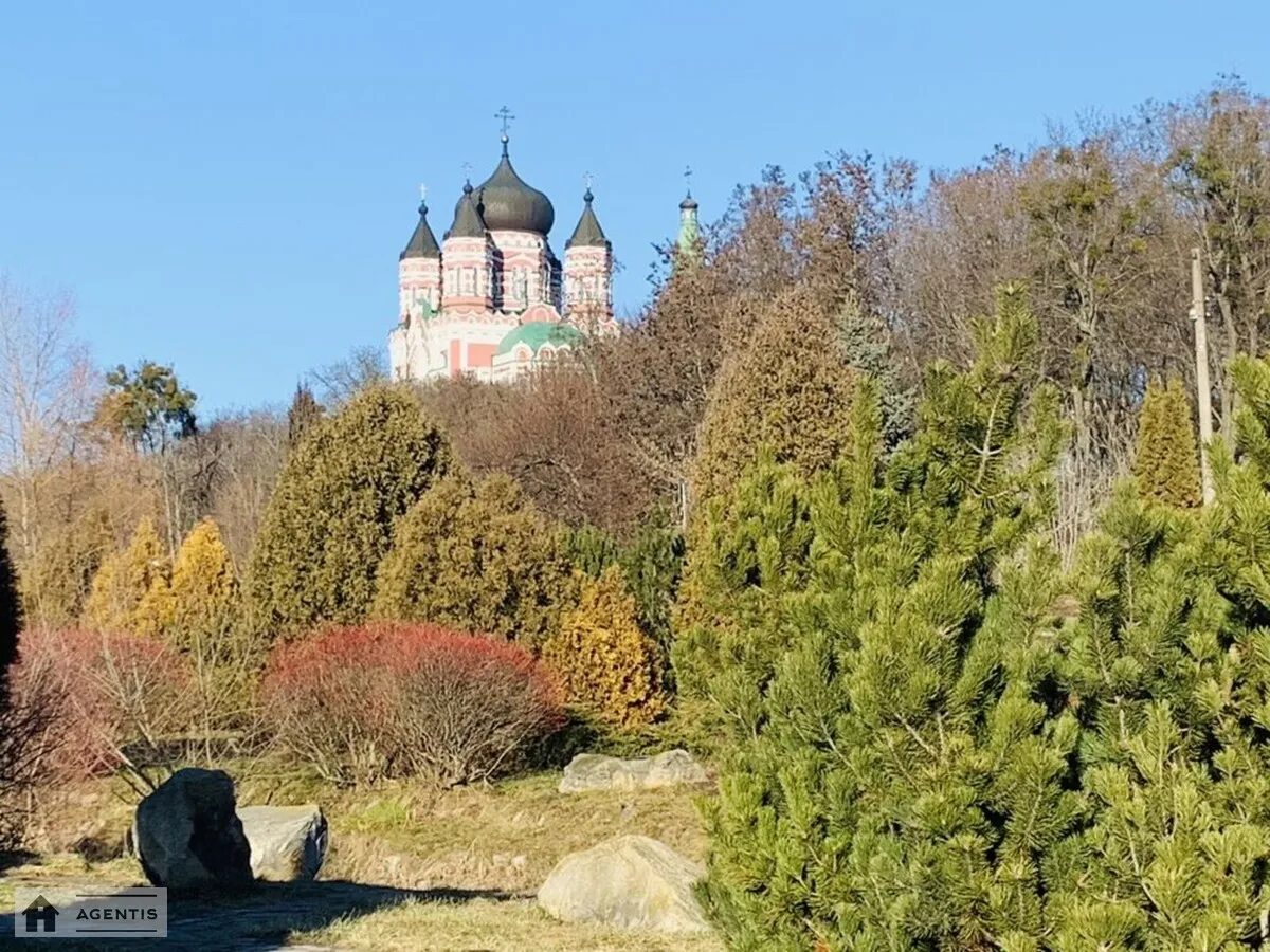 Здам квартиру 1 кімната, 47 m², 5 пов./8 поверхів. Академіка Лебедєва вул., Київ. 