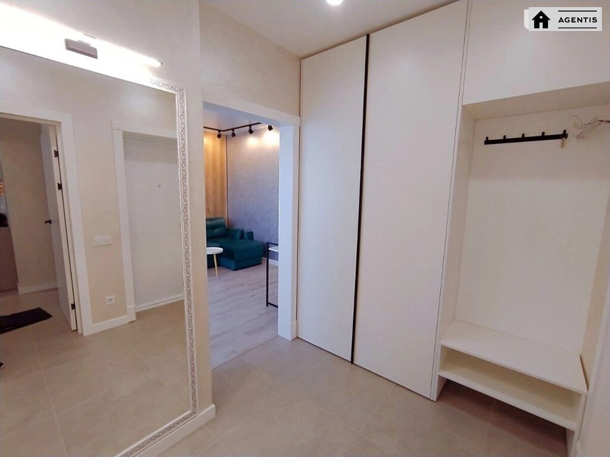 Сдам квартиру 2 комнаты, 52 m², 11 эт./20 этажей. 55, Берестейський просп. (Перемоги), Киев. 