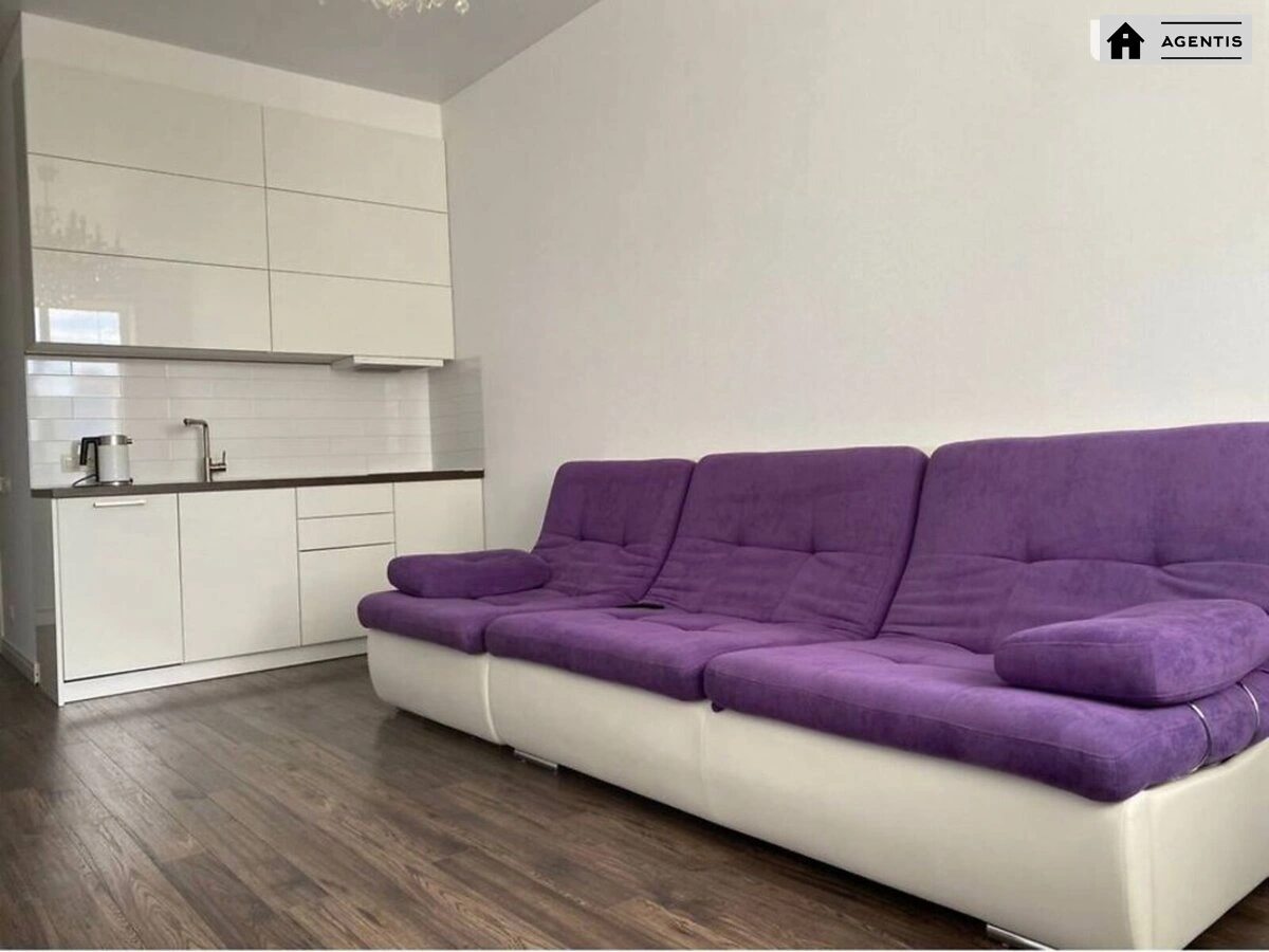 Apartment for rent 1 room, 45 m², 5th fl./9 floors. 3, Zdolbunivska 3, Kyiv. 