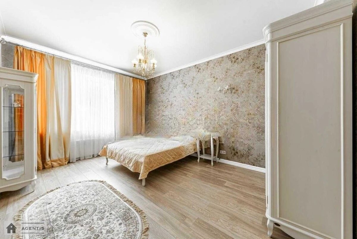 Сдам квартиру 3 комнаты, 90 m², 7 эт./23 этажа. Ділова вул. (Димитрова), Киев. 