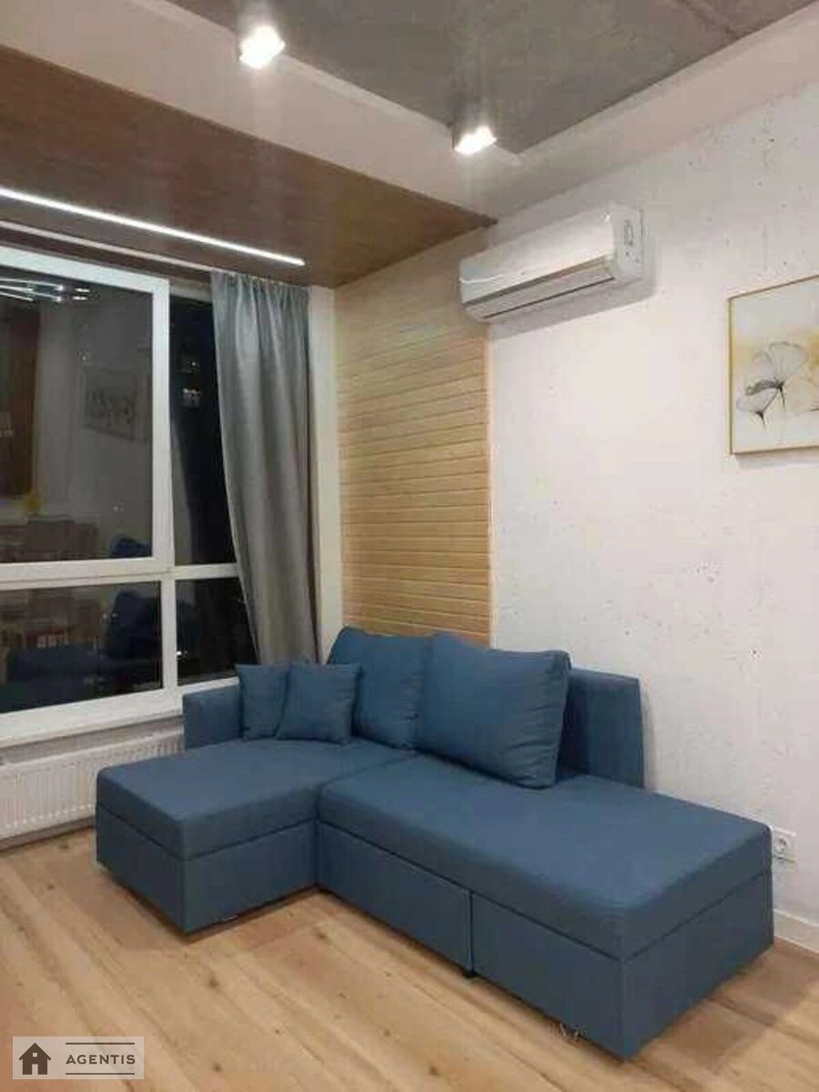 Apartment for rent 1 room, 44 m², 3rd fl./16 floors. 5, Pravdy 5, Kyiv. 