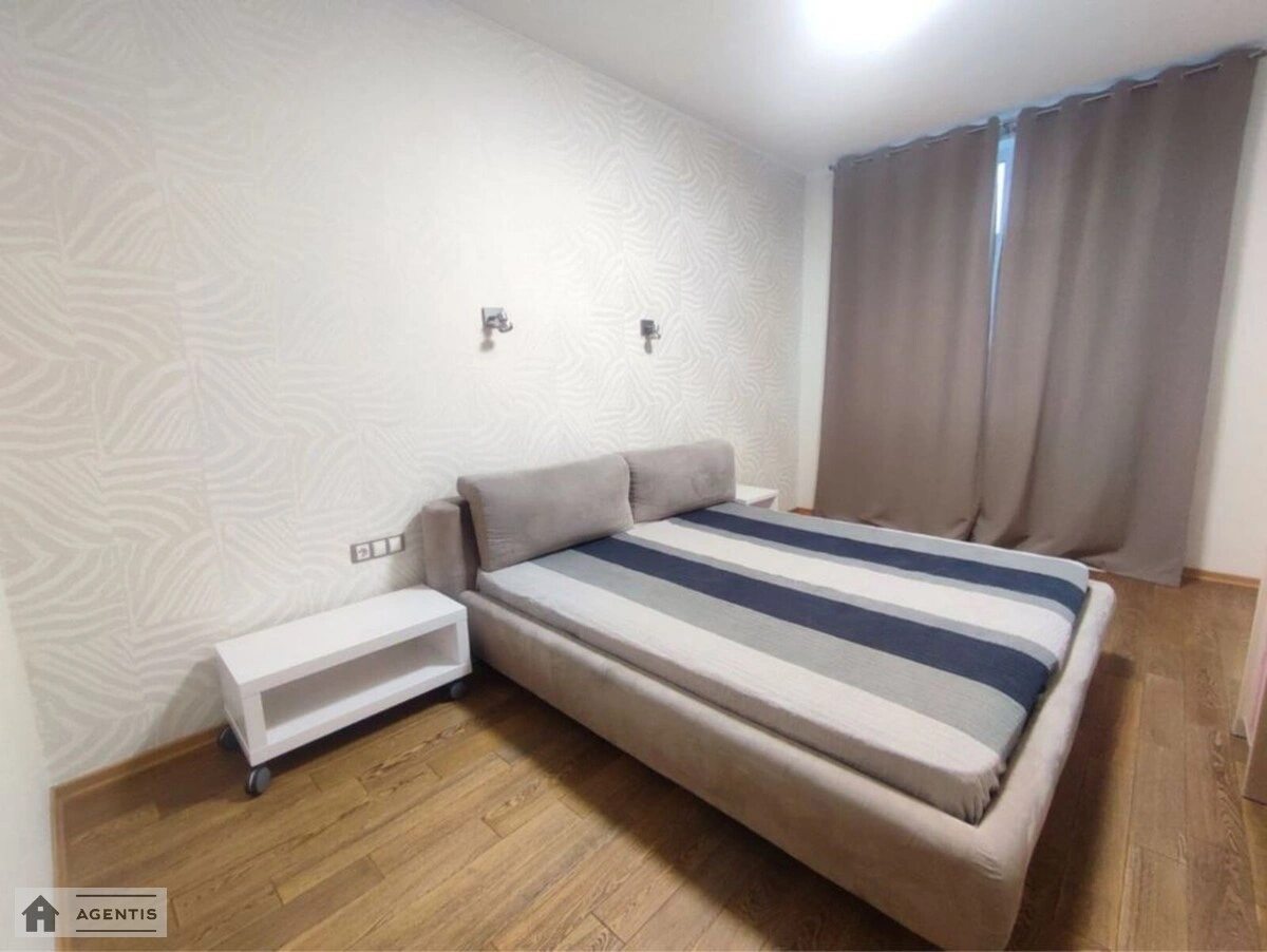 Сдам квартиру 4 комнаты, 149 m², 17 эт./25 этажей. 16, Мокра вул. (Кудряшова), Киев. 