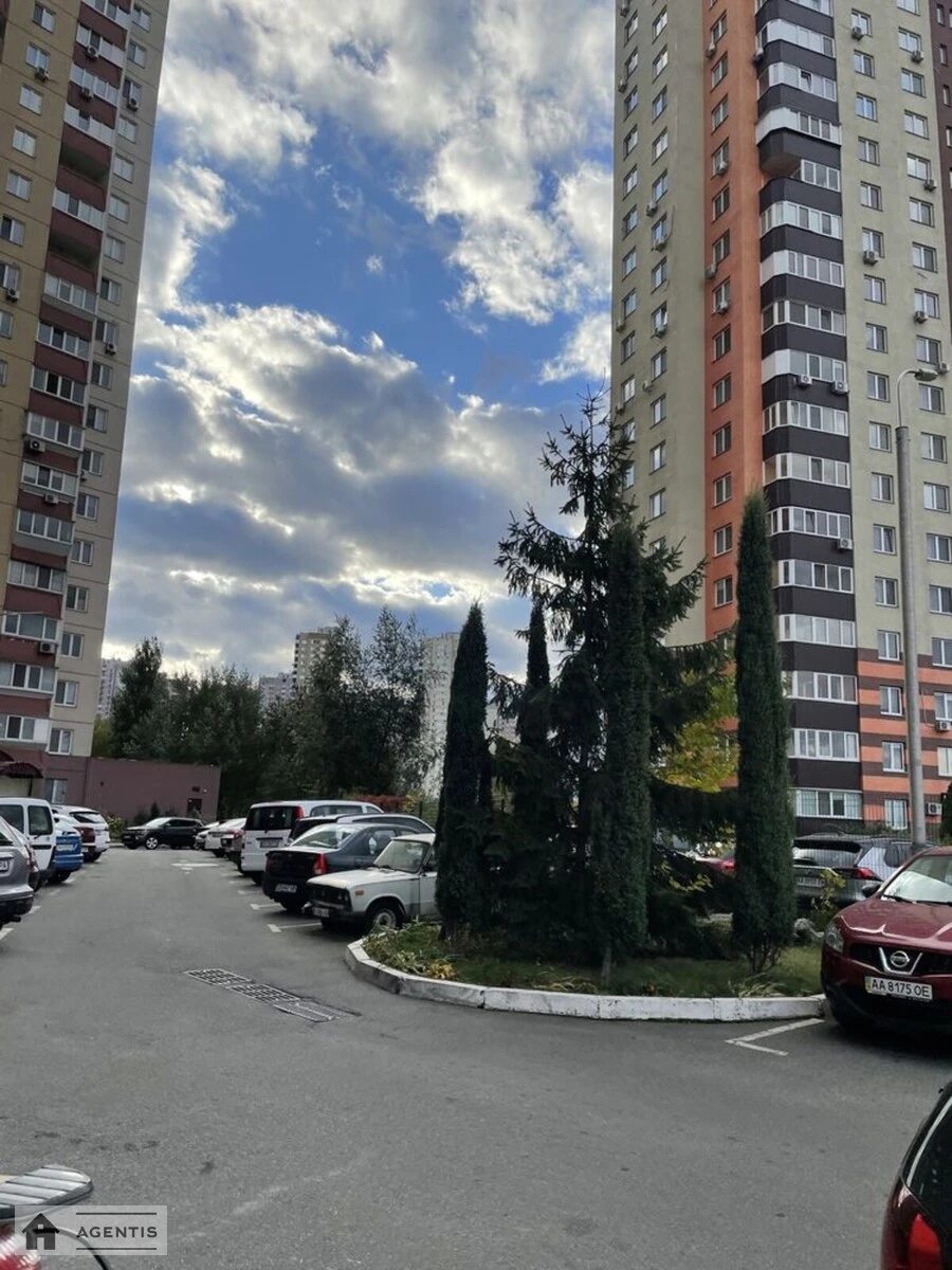 Здам квартиру 2 кімнати, 64 m², 5 пов./25 поверхів. 12, Петра Григоренка просп., Київ. 