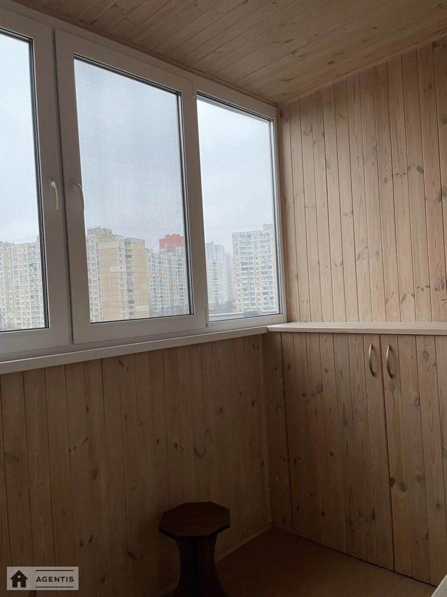 Здам квартиру 2 кімнати, 64 m², 5 пов./25 поверхів. 12, Петра Григоренка просп., Київ. 