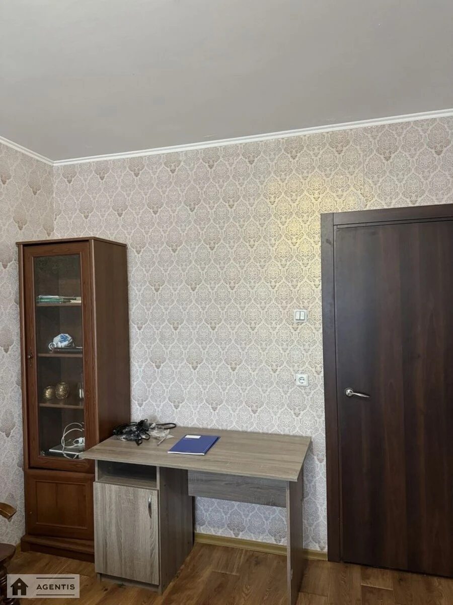 Apartment for rent 2 rooms, 58 m², 13th fl./17 floors. 5, Serhiya Danchenka vul., Kyiv. 