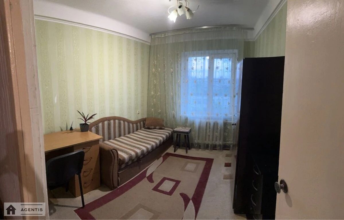 Apartment for rent 3 rooms, 58 m², 8th fl./9 floors. Desnyanskyy rayon, Kyiv. 