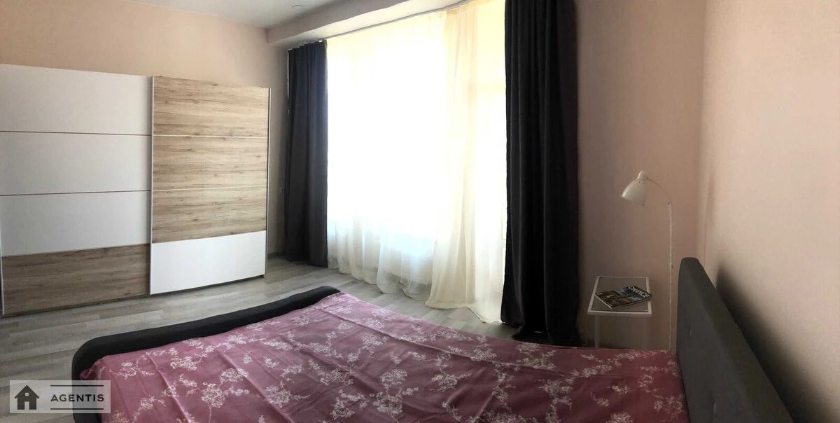 Сдам квартиру 1 комната, 46 m², 9 эт./18 этажей. 14, Миколи Міхновського бульв. (Дружби Народів), Киев. 