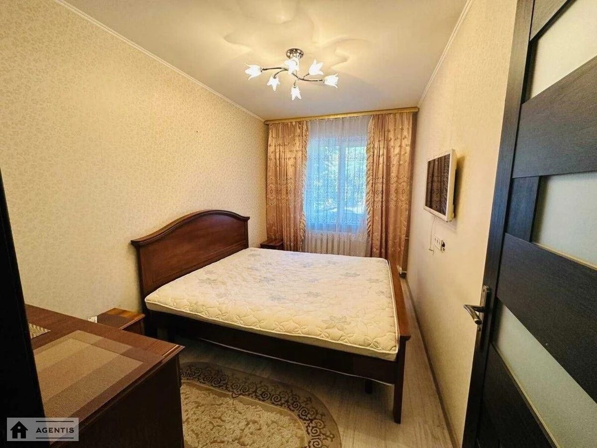 Apartment for rent 2 rooms, 45 m², 1st fl./2 floors. 20, Ioanna Pavla II vul. Patrisa Lumumby, Kyiv. 