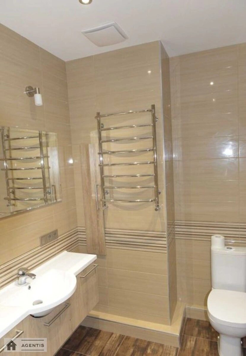 Apartment for rent 3 rooms, 107 m², 9th fl./15 floors. Stepana Rudnytskoho vul., Kyiv. 