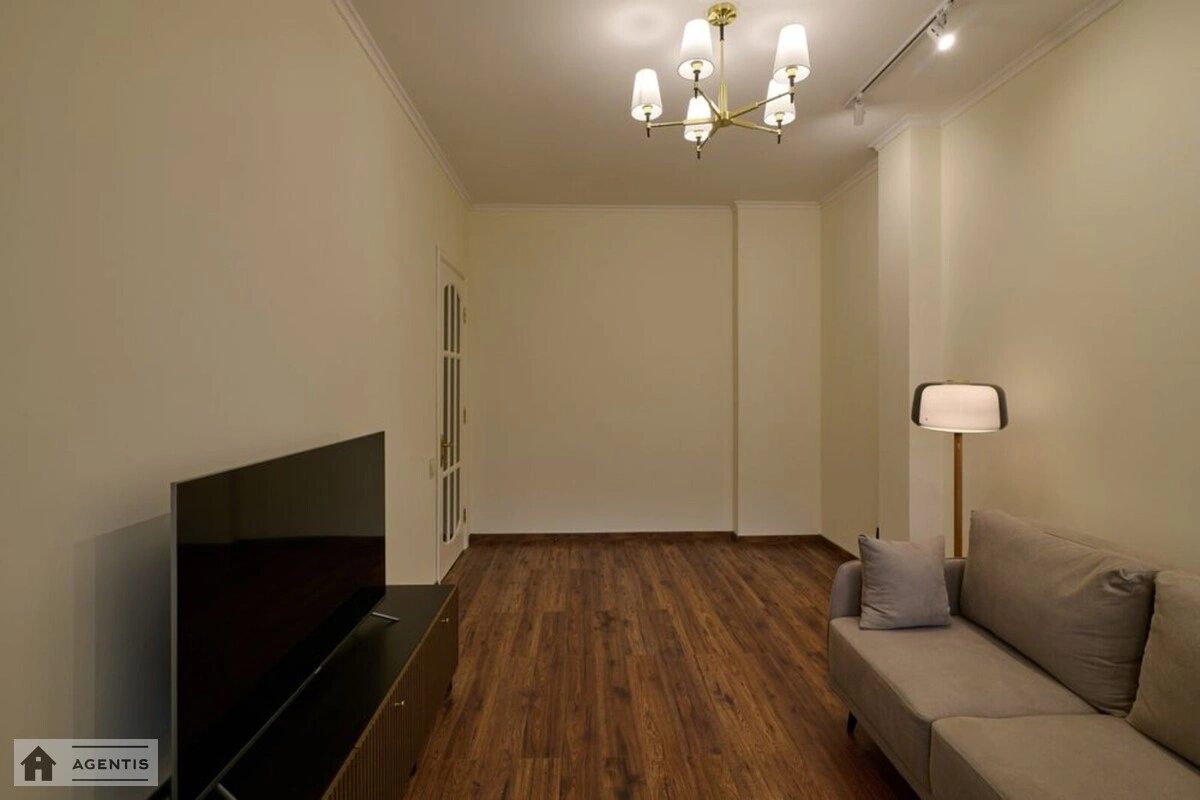 Apartment for rent 2 rooms, 68 m², 4th fl./7 floors. 21, Garmatna 21, Kyiv. 