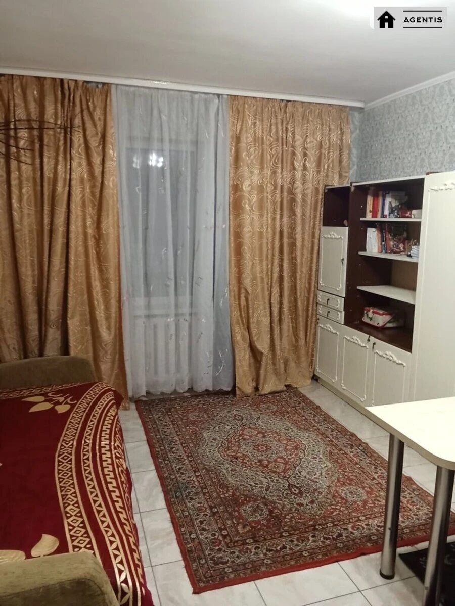 Apartment for rent 1 room, 35 m², 1st fl./10 floors. 7, Dobriy Shlyah 7, Kyiv. 